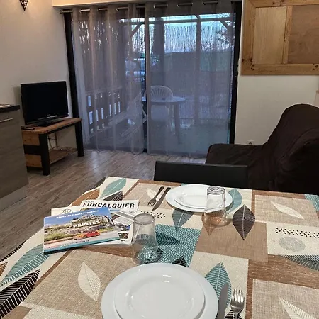 Au Calme Les Hirondelles Apartment *